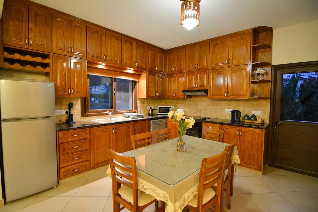 Kalli Villa Pomos Extérieur photo